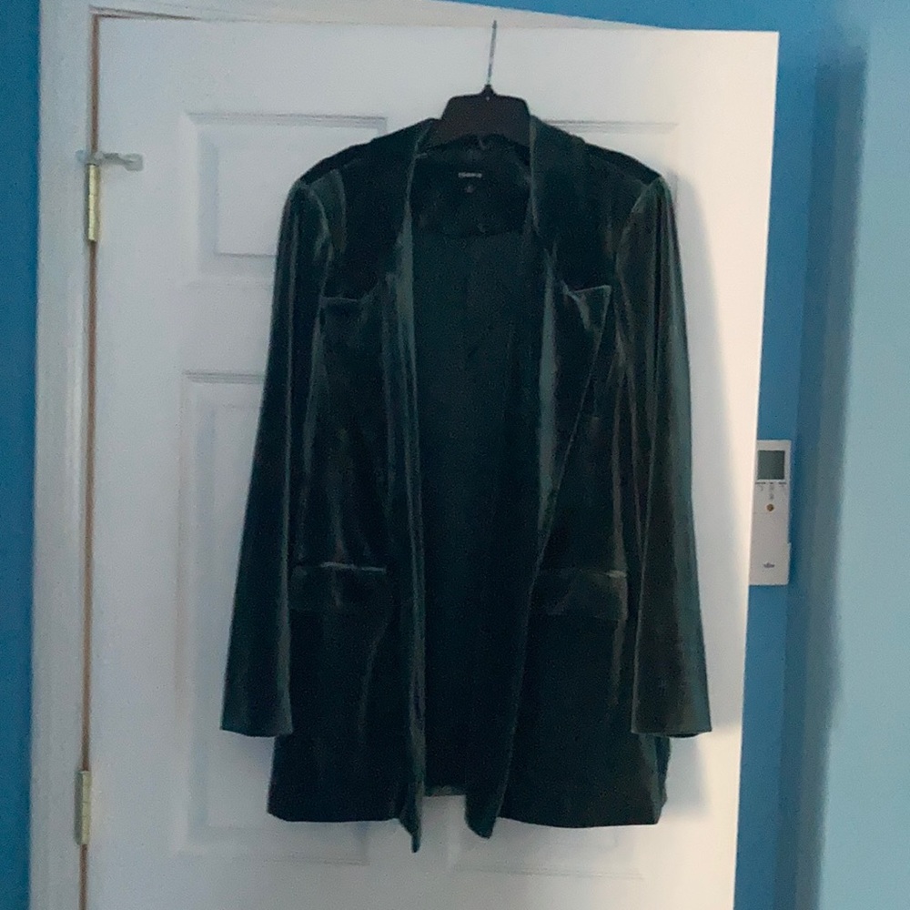 Torrid: green velvet blazer